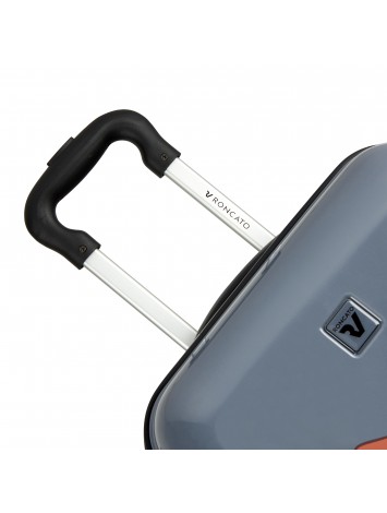 Looney Tunes Cabin Trolley Looney Tunes Cabin Trolley