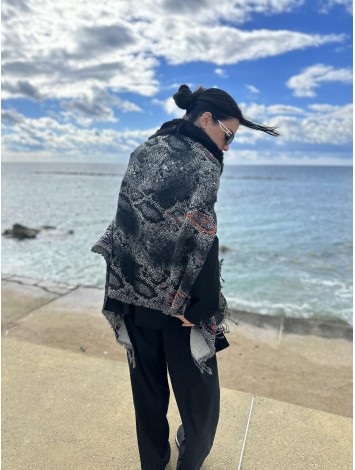 Pashmina Arm hole with fur